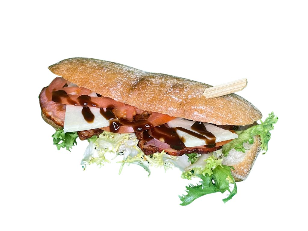 Bocadillo de Bacon, Tomate, Queso curado y Lechuga